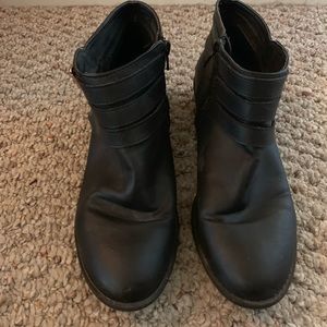 Forever 21 ankle booties
